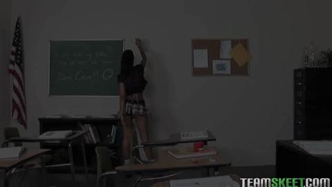 23283
